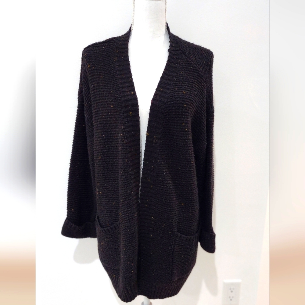 Cardigan sweater